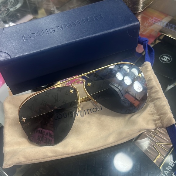 Aviator sunglasses Louis Vuitton - Picture 1 of 2